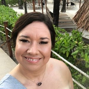 Meet your Posher, Karina